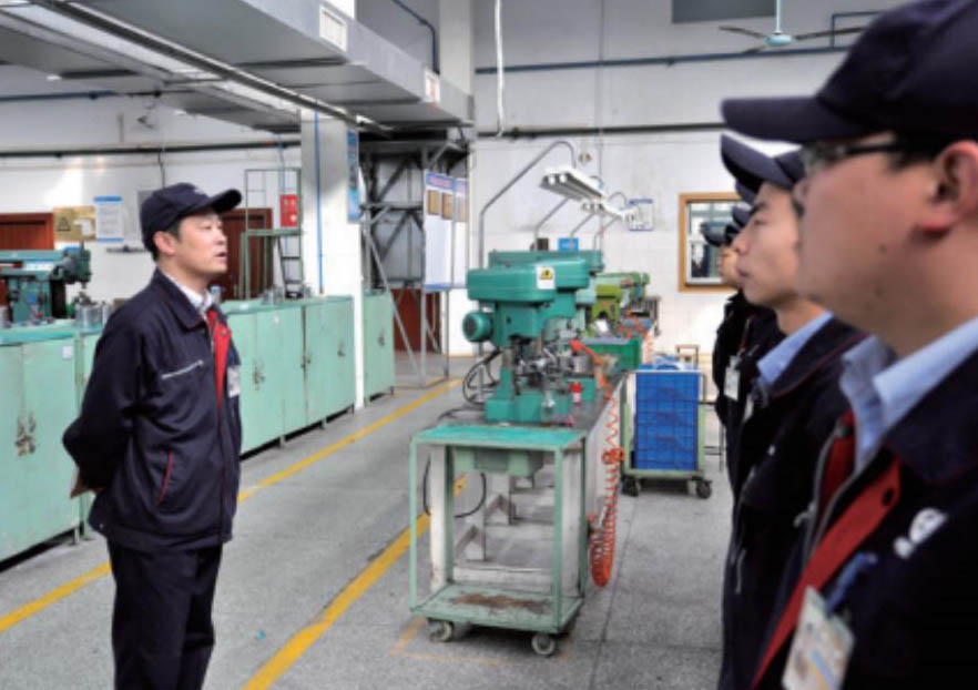 打造新时代“六好”班组助力一流井下智慧矿山示范基地建设